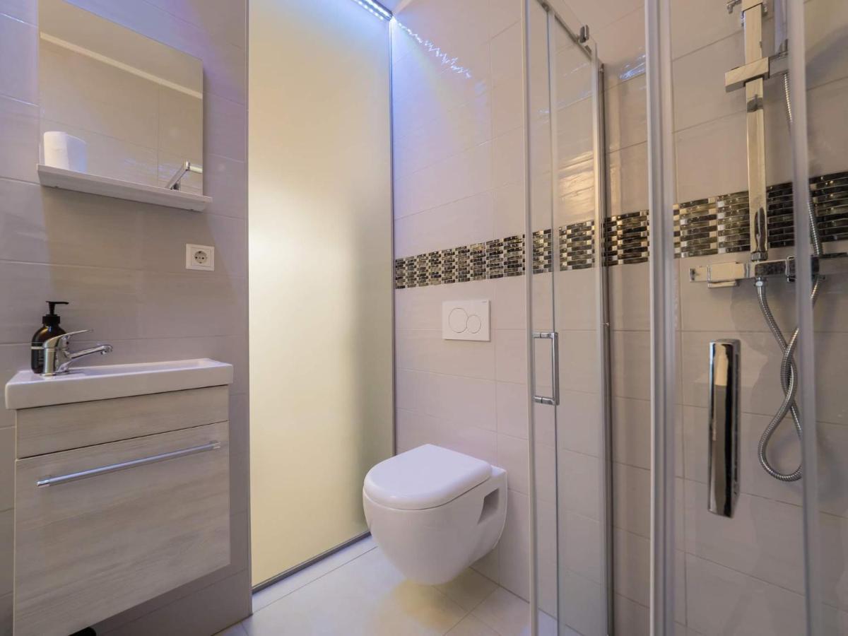 Executive Single Room With En-Suite In Guest House City Centre Люксембург Екстер'єр фото