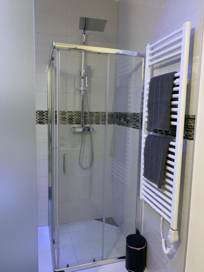 Executive Single Room With En-Suite In Guest House City Centre Люксембург Екстер'єр фото